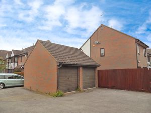 Single Garage- click for photo gallery